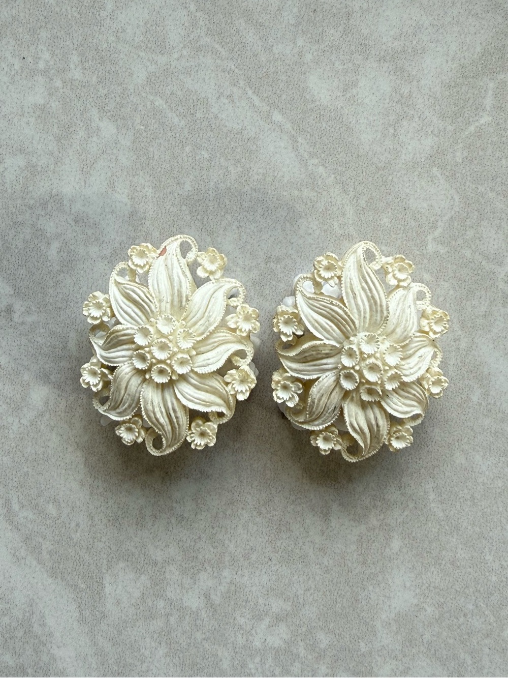 Vintage Deeply Carved Celluloid White / ivory color Flower Clip Earrings